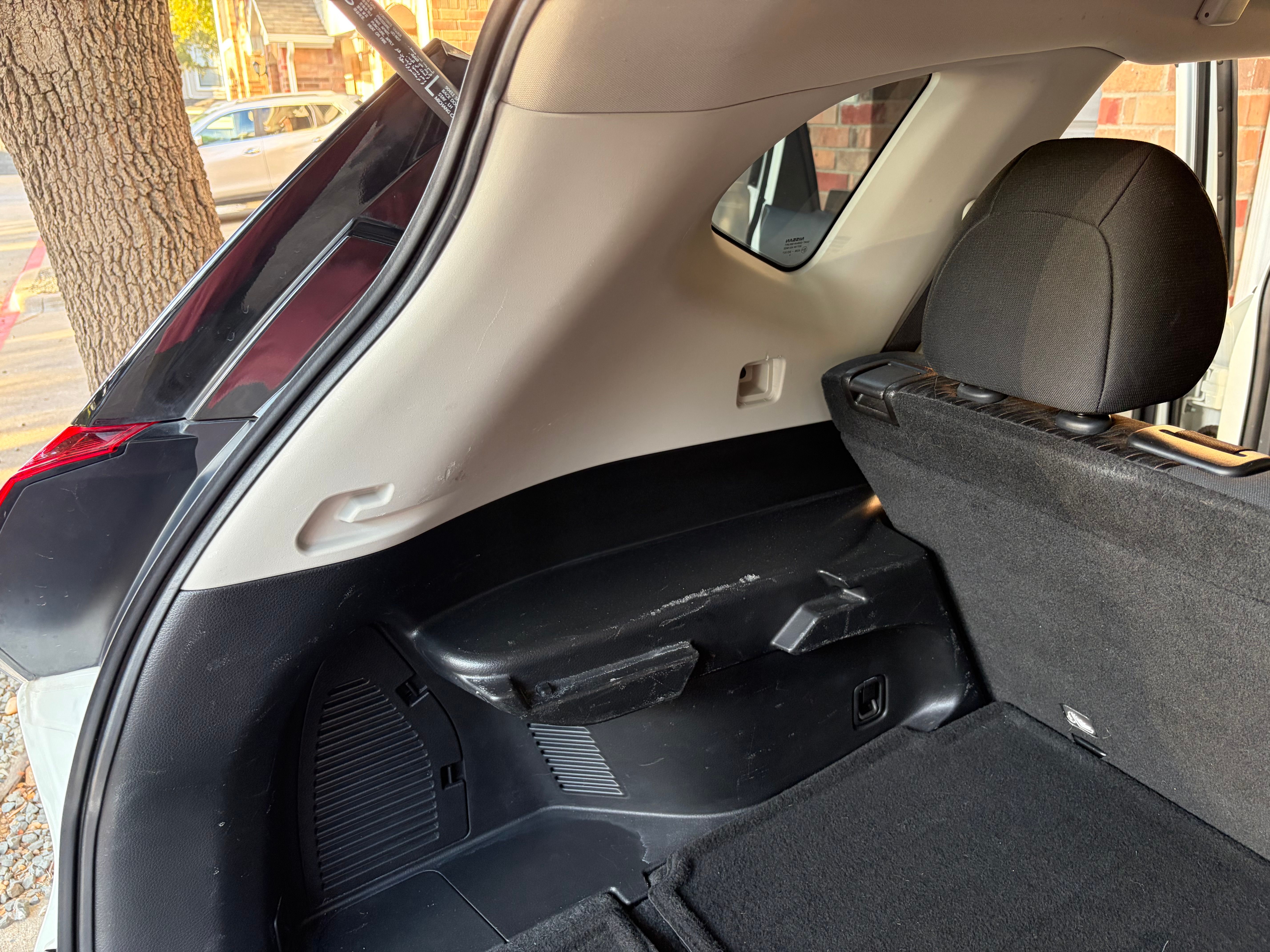 Used 2019 Nissan Rogue S FWD image 32