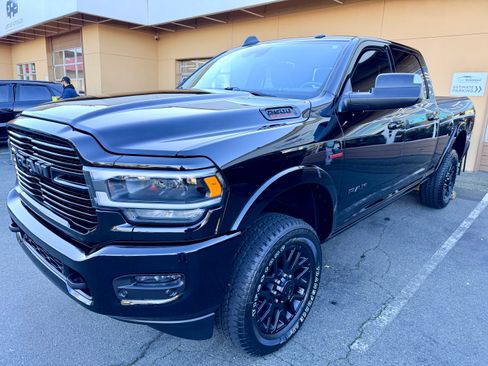 Used 2019 RAM 2500 Laramie image 2