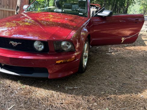 Used 2007 Ford Mustang GT image 6