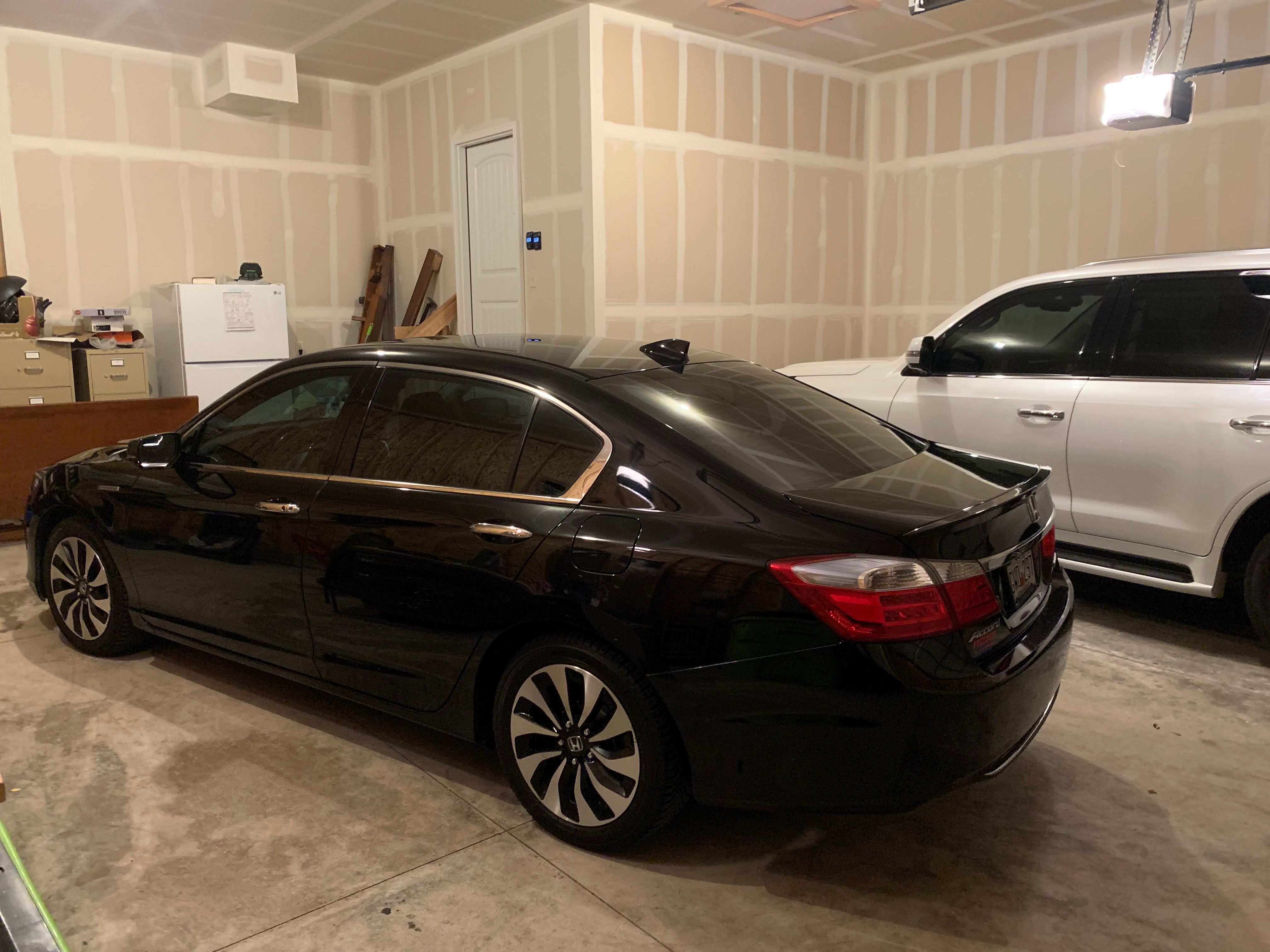 Used 2015 Honda Accord EX-L image 2