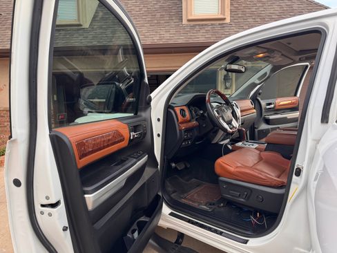 Used 2017 Toyota Tundra 1794 Edition image 2