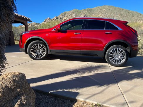 Used 2024 Cadillac XT4 Premium Luxury w/ Cold Weather Package image 1