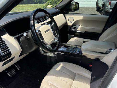 Used 2017 Land Rover Range Rover Supercharged image 5