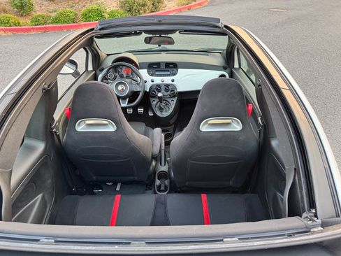 Used 2013 FIAT 500 Abarth FWD image 18