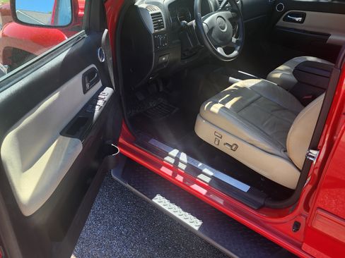 Used 2010 Chevrolet Colorado LT RWD image 6