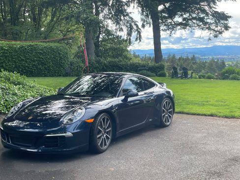 Used 2013 Porsche 911 Carrera S RWD image 2