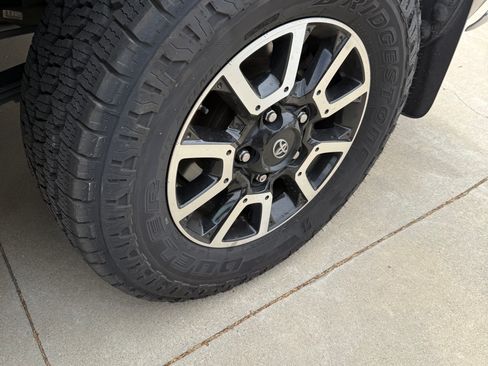 Used 2015 Toyota Tundra SR5 w/ TRD Off Road Package RWD image 8