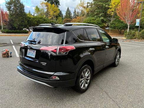 Used 2016 Toyota RAV4 Limited AWD/4WD image 5