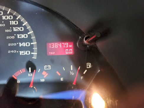 Used 1998 Chevrolet Camaro Z28 RWD image 9