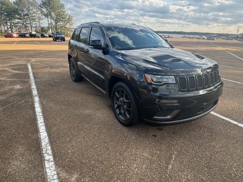 Used 2020 Jeep Grand Cherokee Limited X image 9