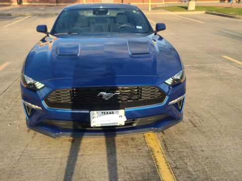 Used 2022 Ford Mustang Coupe image 15
