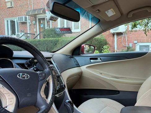 Used 2011 Hyundai Sonata GLS FWD image 10