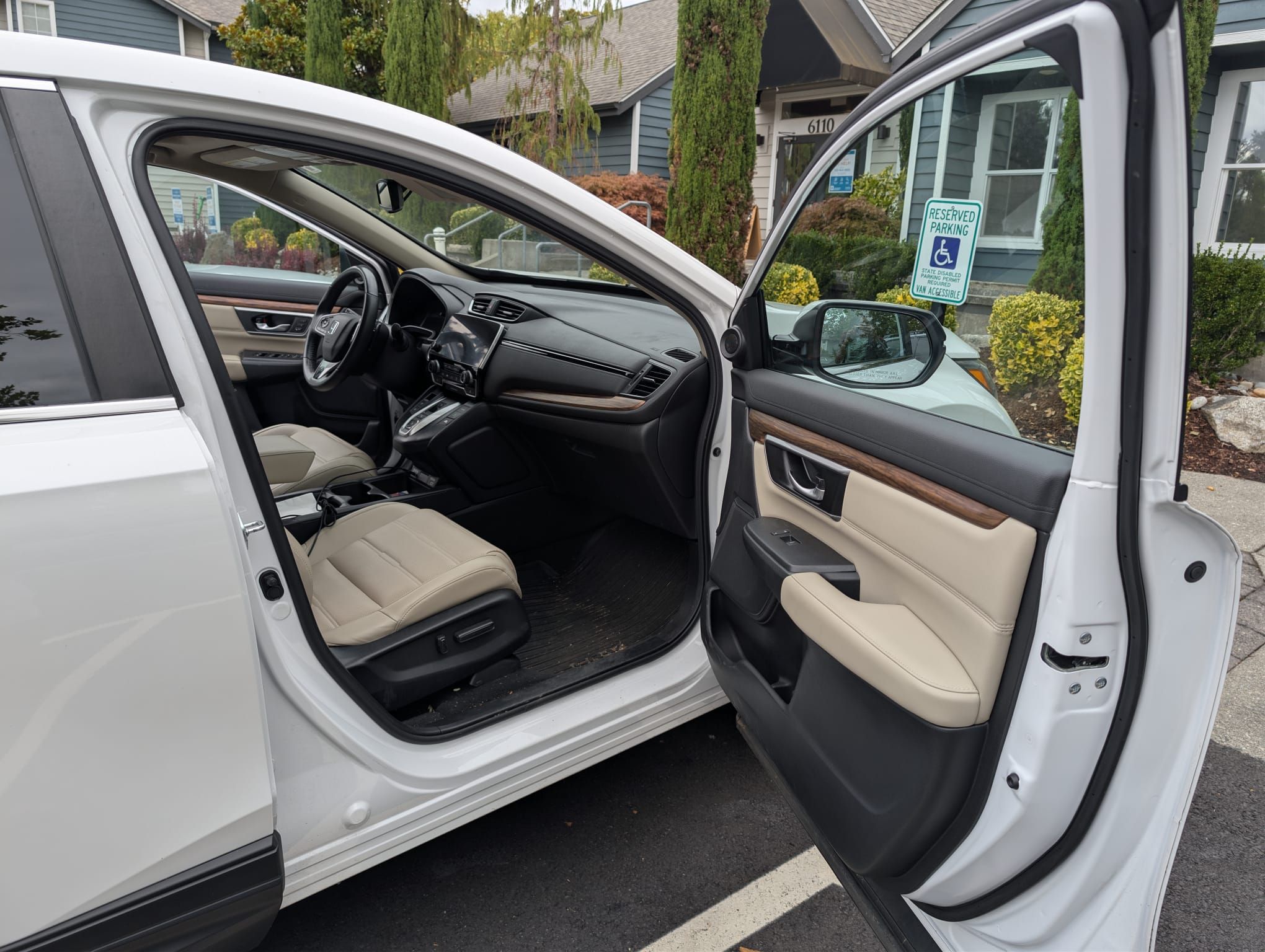 Used 2022 Honda CR-V EX-L image 8
