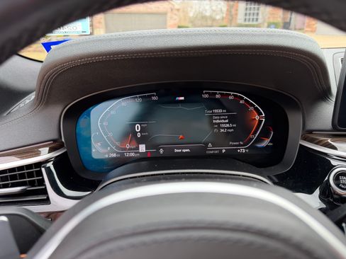 Used 2022 BMW 540i xDrive w/ Executive Package image 24