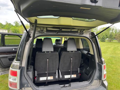 Used 2013 Ford Flex SEL FWD image 9