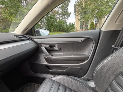 Used 2013 Volkswagen CC Sport Plus image 6