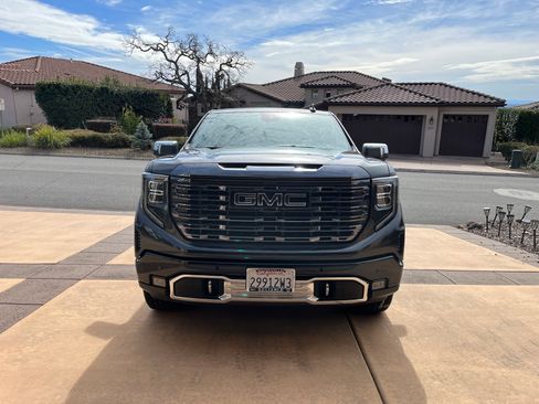 Used 2024 GMC Sierra 1500 Denali Ultimate image 4