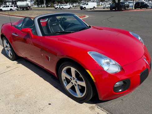 Used 2007 Pontiac Solstice GXP w/ Premium Package image 14