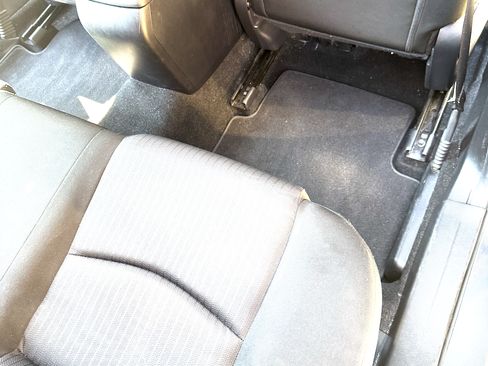 Used 2015 MAZDA MAZDA3 i Sport image 12