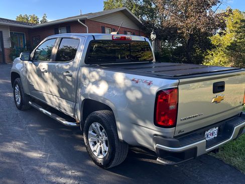 Used 2017 Chevrolet Colorado LT w/ LT Convenience Package AWD/4WD image 17