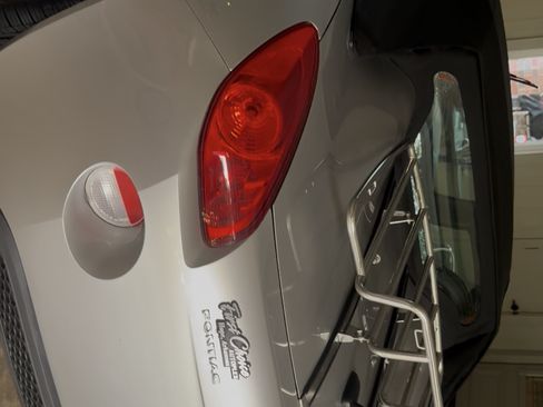 Used 2009 Pontiac Solstice Convertible w/ Preferred Package RWD image 6