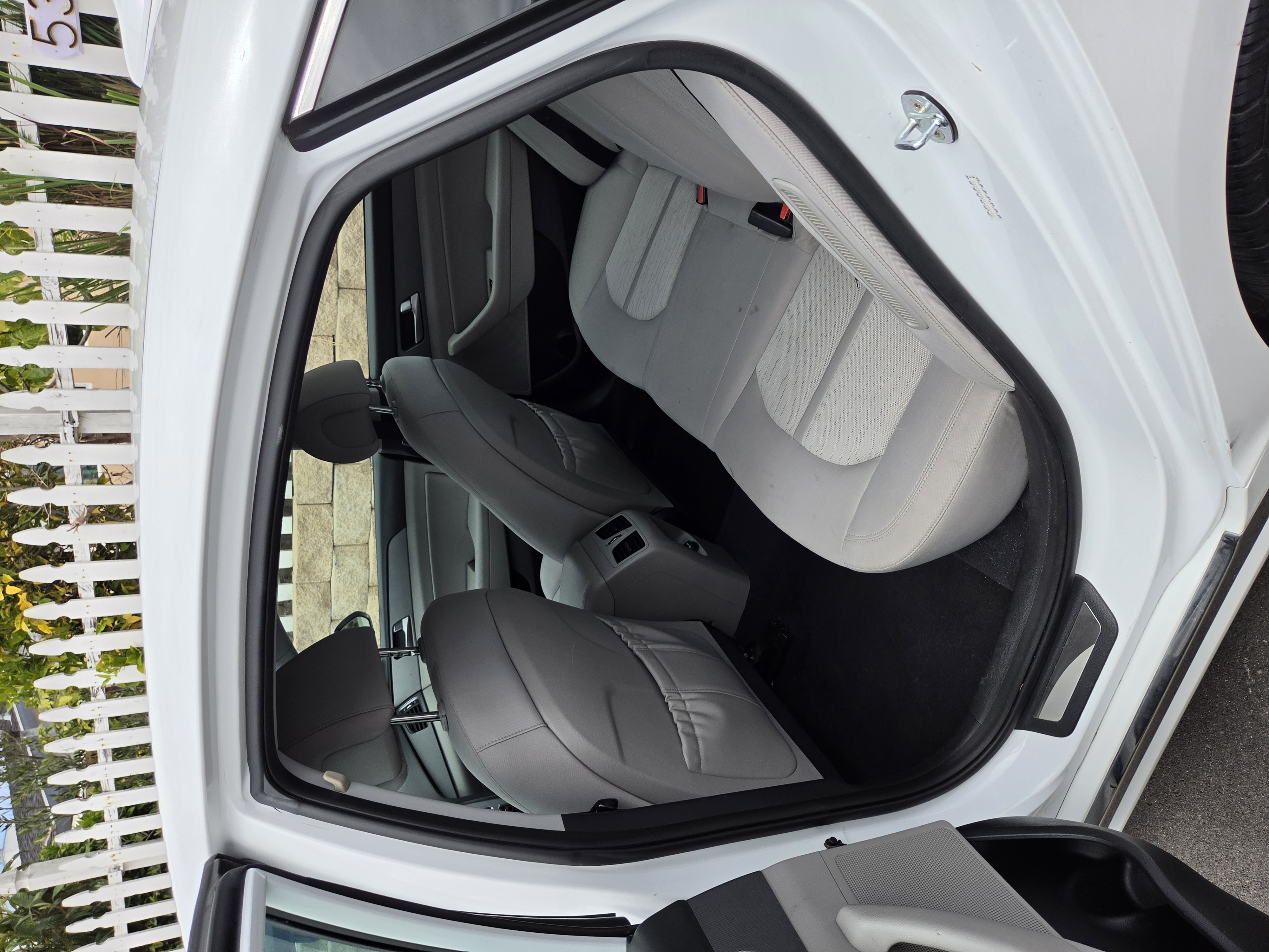 Used 2017 Hyundai Sonata Plug-In Hybrid FWD image 6