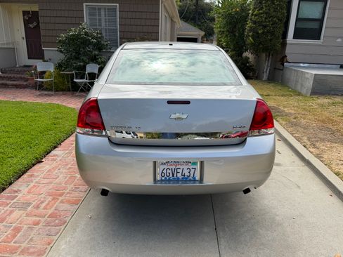 Used 2008 Chevrolet Impala LT FWD image 8