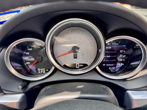 Used 2013 Porsche Boxster S image 11