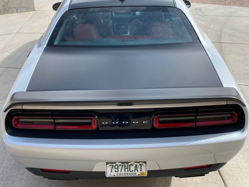 Used 2019 Dodge Challenger SRT Hellcat Redeye image 11