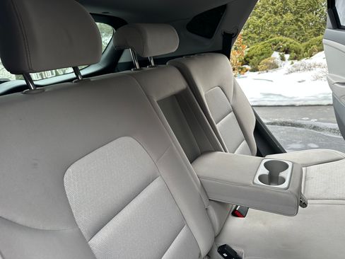 Used 2016 Hyundai Tucson SE w/ Option Group 02 image 18