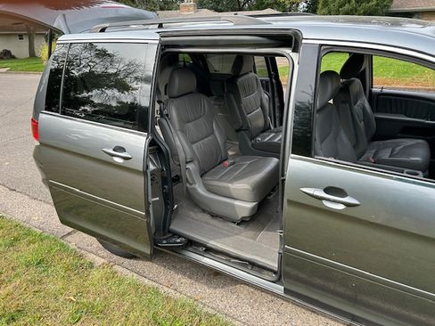 Used 2009 Honda Odyssey EX-L image 11