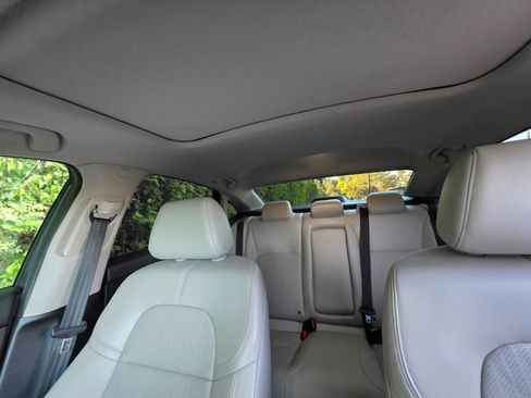 Used 2024 Honda Civic Touring image 11