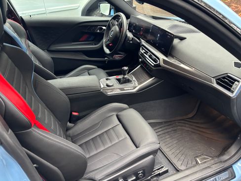 Used 2024 BMW M2 w/ Lighting Package image 21