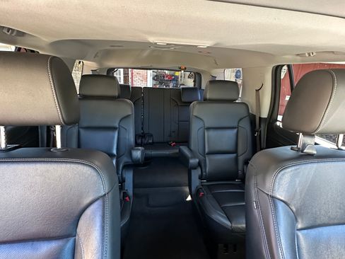 Used 2020 GMC Yukon SLT AWD/4WD image 8