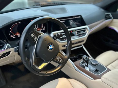 Used 2019 BMW 330i Sedan w/ Convenience Package RWD image 17