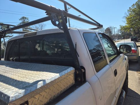 Used 2000 Dodge Ram 1500 Truck 2WD Quad Cab image 2