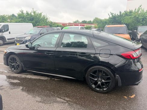 Used 2023 Honda Civic Sport image 10