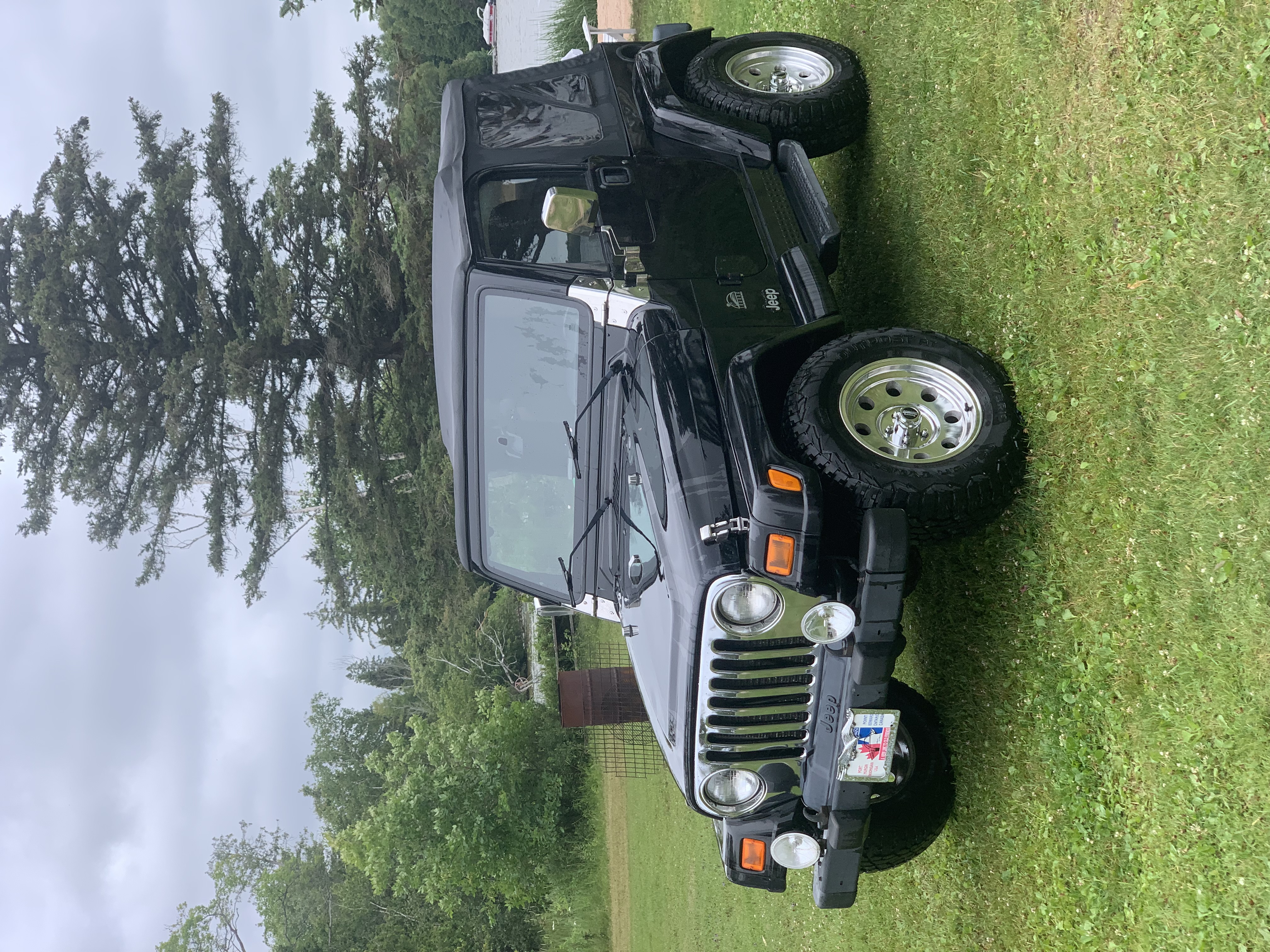 Used 2003 Jeep Wrangler Sahara AWD/4WD image 1