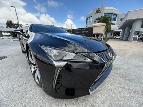 Used 2018 Lexus LC 500 Coupe image 25