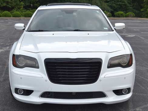 Used 2012 Chrysler 300 SRT8 w/ 19-Premium Speaker Group RWD image 9