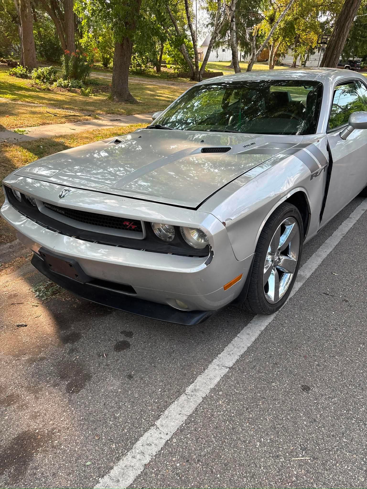 Used 2009 Dodge Challenger R/T RWD image 4