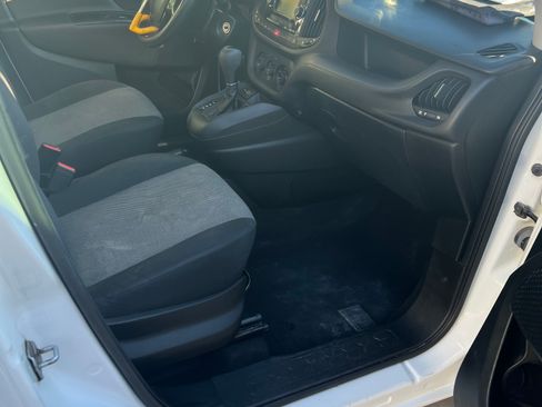 Used 2021 RAM ProMaster City Tradesman image 18