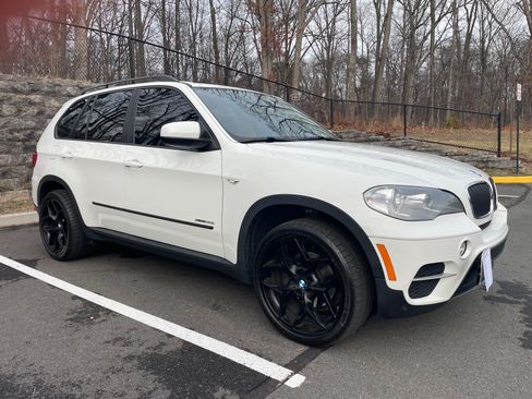 Used 2012 BMW X5 xDrive35i image 4