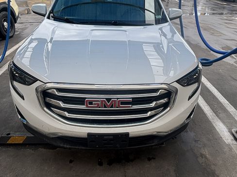 Used 2018 GMC Terrain SLT w/ Preferred Package image 4