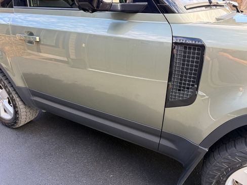 Used 2021 Land Rover Defender 90 First Edition image 5