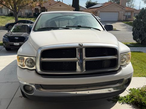 Used 2004 Dodge Ram 2500 Truck SLT w/ Trailer Tow Group RWD image 5