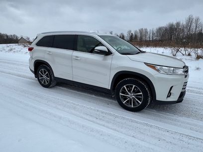 Used 2019 Toyota Highlander XLE