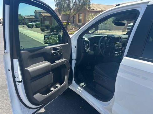 Used 2025 Chevrolet Silverado 1500 W/T w/ WT Value Package AWD/4WD image 10