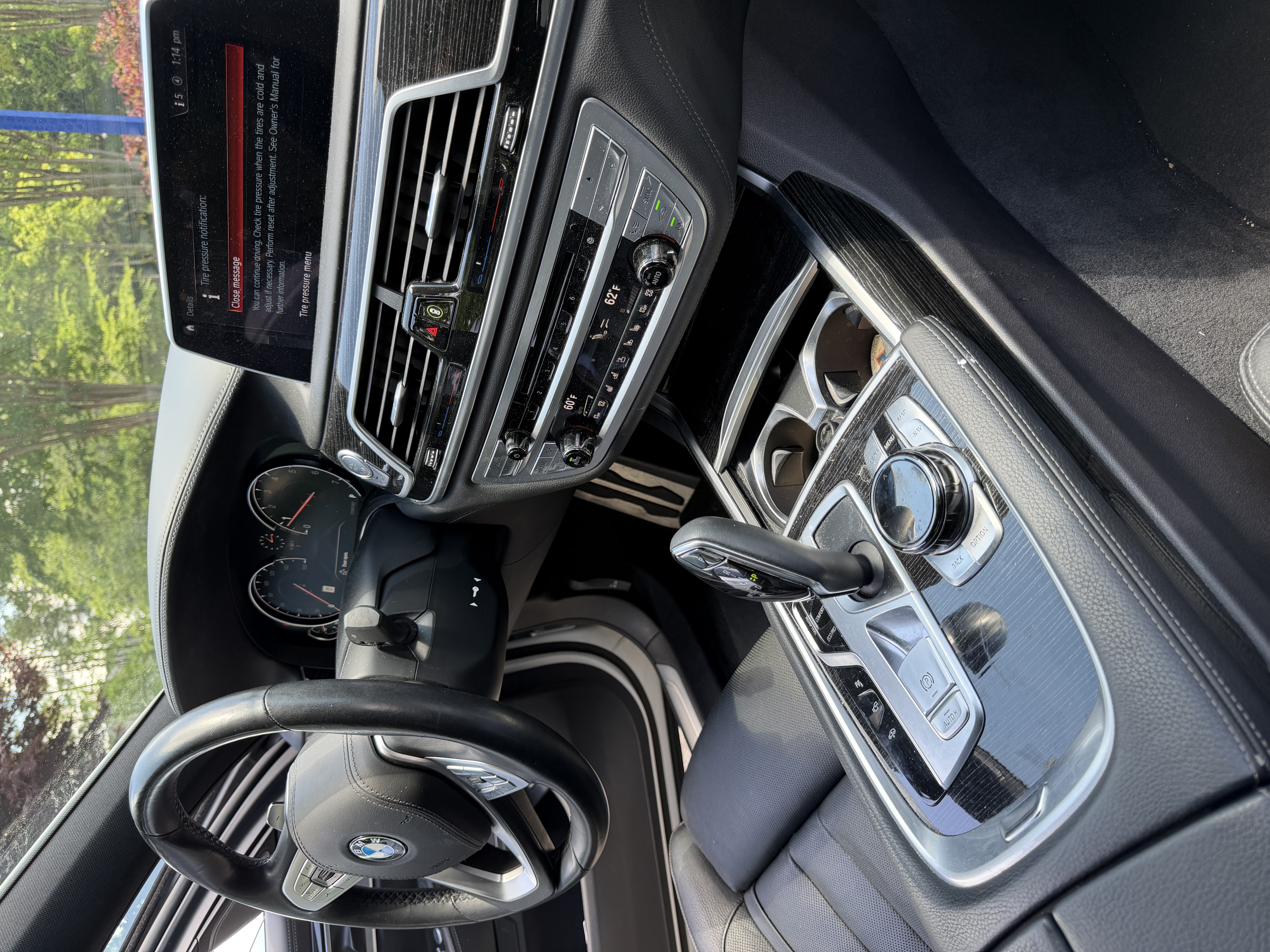 Used 2019 BMW 740i w/ Executive Package RWD image 22