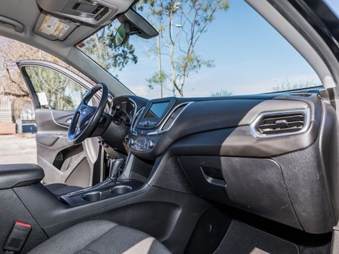 Used 2019 Chevrolet Equinox LT image 30